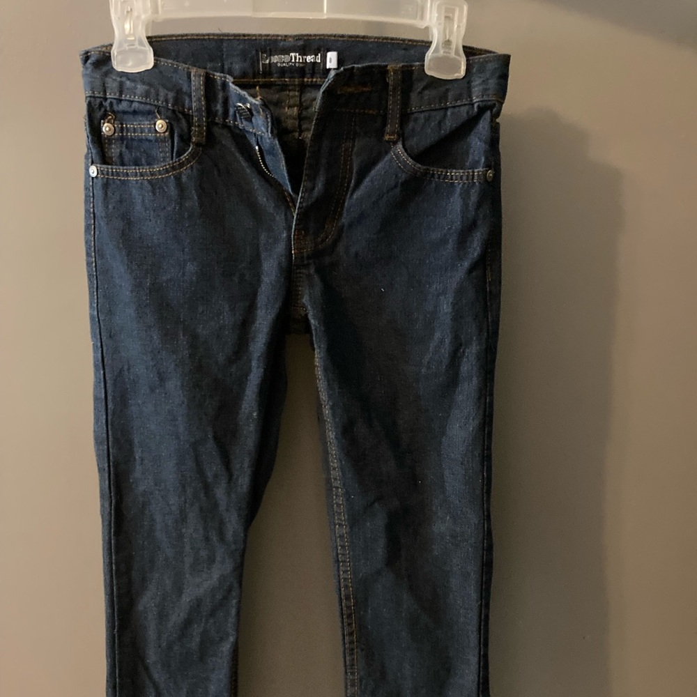 Loose thread size 8 women’s